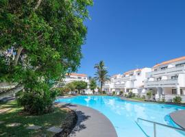 Duplex Beach & Pool, La Palma，位于洛思坎加约斯的度假屋
