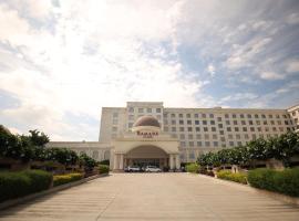 Ramada Plaza by Wyndham Lucknow，位于勒克瑙的酒店