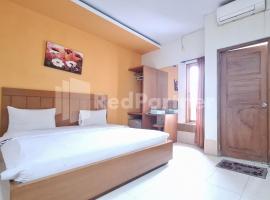 Nirvana Inn seturan Mitra RedDoorz，位于Seturan的酒店