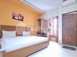 Nirvana Inn seturan Mitra RedDoorz