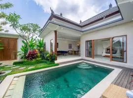 Stylish villa, Ubud, 2 bed,2 bath, central location, pool, private!