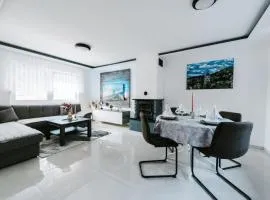 Villa Tina