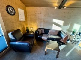 Ferienwohnung Brunni-Lodge am Grossen Mythen，位于Alpthal的酒店