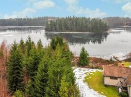 3 Bedroom Gorgeous Home In Öxabäck，位于Öxabäck的酒店
