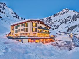 Arlberg Stuben - das kleine, feine Hotel，位于施图本阿尔贝格阿尔博纳二号滑雪缆车附近的酒店