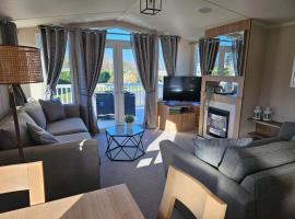 Beautiful caravan near Edinburgh nr 14，位于塞顿港的酒店