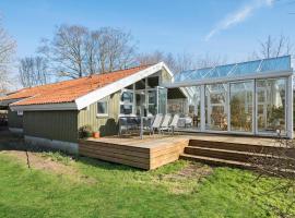 3 Bedroom Stunning Home In Mesinge，位于Mesinge的酒店