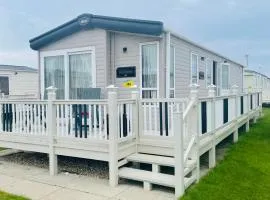 Golden Sands, Ingoldmells, 6 berth