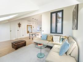 Monte Carlo Monaco Border - luxury, modern, cozy with home feelings and See View，位于博索莱伊的酒店
