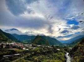 BAÑOS GLAMPING LEONORÈ，位于巴尼奥斯的酒店