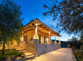 Villa Vitsilias under the cretan sky，位于Aïtánia的别墅