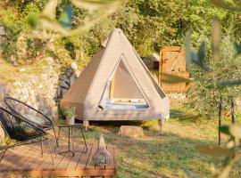 Tipì - Glamping Experience，位于Chiusanico的酒店