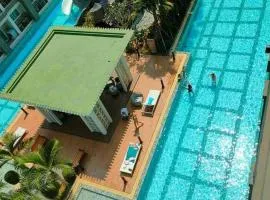 dusit grand park 2 pool view