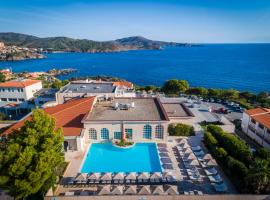 Côté Thalasso Hôtel & Spa Marin，位于滨海巴纽尔斯的酒店