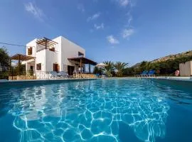 Villa Asteria not overlooked, 3 min drive to beach