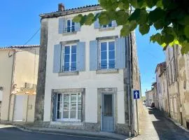 La Maison Saint Pierre, Aulnay