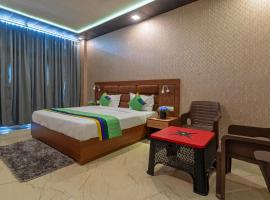 Treebo Heaven Grand Ayodhya，位于Ayodhya的酒店