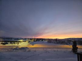 Kirkenes Interlake，位于希尔科内斯的酒店