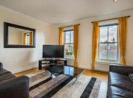 Spacious, 3 Bed House for 6 in Central Chester