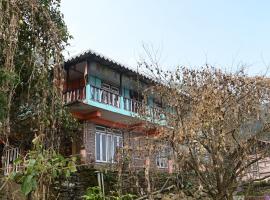 Blue Pancy Homestay，位于Pedong的木屋