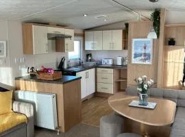 Phoenix caravan hire, Trecco bay