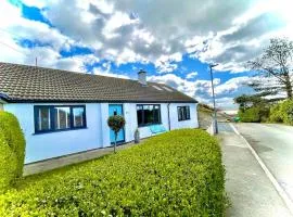 Bungalow, mountain and sea views parking