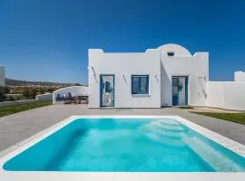 Beautiful Santorini Villa - 2 Bedroom Villa - Private Pool and Magical Sea Views - Karterados