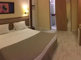 坎波斯道斯戈依他卡兹王宫酒店