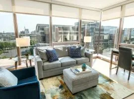 Luxury Apart Downtown with Indoor Pool
