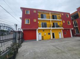 Departamentos velasco Planta baja，位于提华纳的酒店