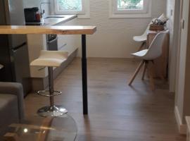Apartamento con vistas al río，位于贝坦索斯的酒店