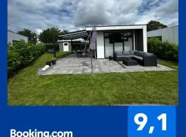 Ferienhaus / Chalet / Bungalow am See, Holland, Niederlande, Lathum