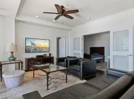 Residence 1205 At The Grand