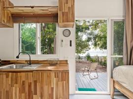 Brand New Beachfront & Secluded Tiny House