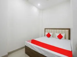OYO Flagship Hotel Rahul Service Appartment 2