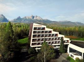 Hotel Academia，位于塔查斯卡-鲁穆尼卡的酒店