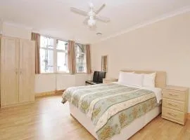 1 bedroom apartment in Leicester Square