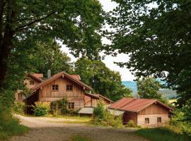 Hütten am Waldrand，位于Altnußberg的低价酒店