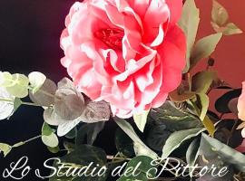 Lo Studio del Pittore，位于瓦斯托的公寓