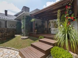Casa c piscina, churrasq e Wi-Fi, lazer completo