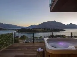 Villa Tihi- Hot Tub- Lake View- Gas Fire- BBQ- AC