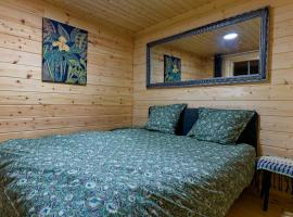 Autour de l'&eacute;tang 86，位于布尔堡的木屋