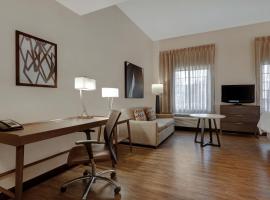 塔拉哈西I-10东驻桥套房酒店，位于塔拉哈西的酒店