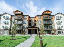 H4N Furnished Apartments Near JBLM，位于莱克伍德的酒店