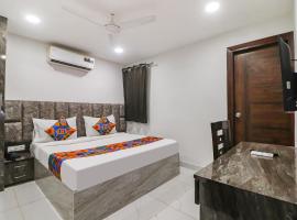 FabExpress Super 8 Residency，位于新德里Dwarka的酒店