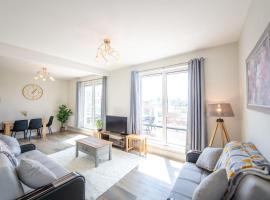 Modern 2 Bed Apartment in Crawley - Sleeps 5，位于克劳利的酒店