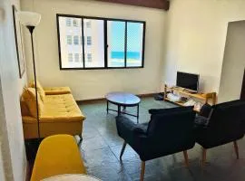 Apartamento 4 quartos, 3 banheiros, vista para o mar Pitangueiras, sacada, 1 vaga de garagem, apenas 50 metros do mar