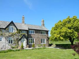 Victorian cottage overlooking the Plym Valley，位于Bickleigh的度假短租房