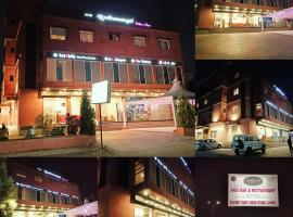 Radhamangal Colors Inn，位于Yavatmāl的酒店