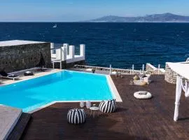 Extravagant Mykonos Villa - Villa Pousha - 5 Bedrooms - Sea Front Location - Whitewashed Architecture